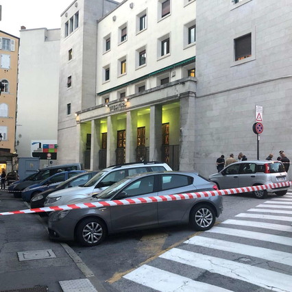 Trieste, sparatoria in Questura: uccisi due agenti