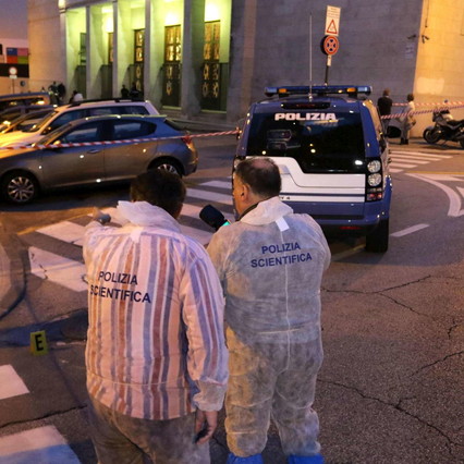 Trieste, sparatoria in Questura: uccisi due agenti