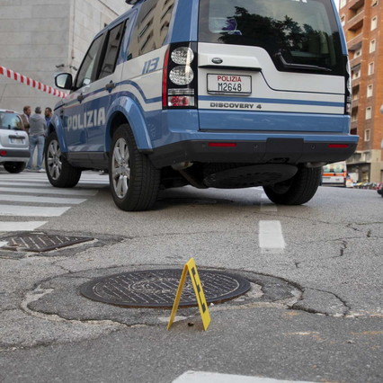 Trieste, sparatoria in Questura: uccisi due agenti