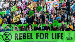 Clima, Extinction Rebellion lancia la settimana delle proteste: nel mirino anche Roma Termini