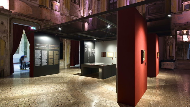 Milano, a Palazzo Reale l'arazzo restaurato che riproduce il cenacolo di Leonardo Da Vinci