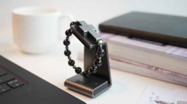 Presentato in Vaticano il rosario digitale per pregare la pace nel mondo