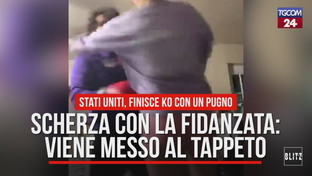 Scherza con la fidanzata: viene messo al tappeto