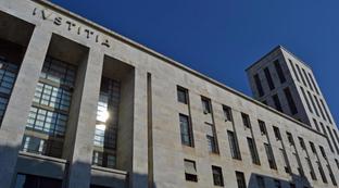 Riciclaggio, Ubs patteggia a Milano: pena pecuniaria di 2 mln euro&nbsp;