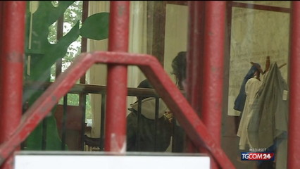 Milano, restano gravi le condizioni del bimbo precipitato dalle scale in una scuola elementare