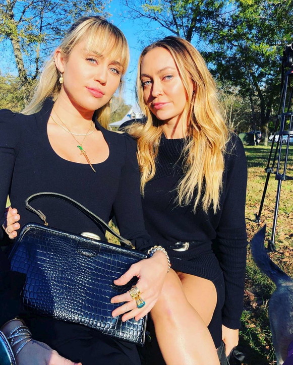 Miley Cyrus E La Sua Famiglia
