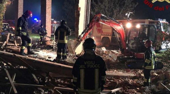 esplosione cascina provincia alessandria