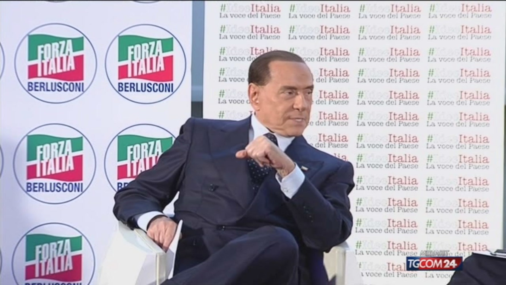 Berlusconi, vertice ad Arcore: "Governo al capolinea, presto alle urne" - TGCOM