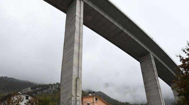 viadotti, pilastri, A24, A25