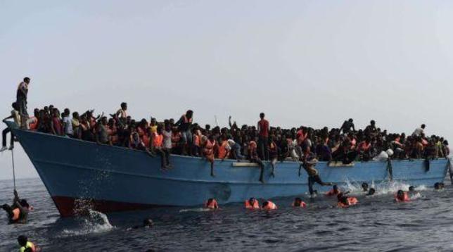 migranti barconi zattere canale sicilia immigrati generica