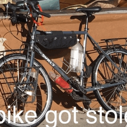 Da Torino a Caponord in bici, ma gli rubano il mezzo dal garage nel Monzese  - Tgcom24