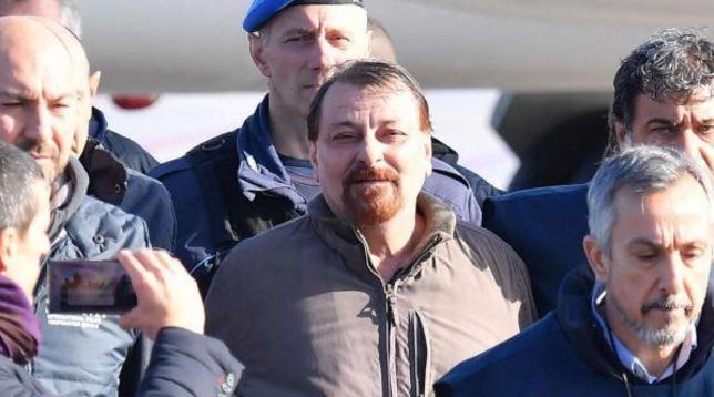 ciampino cesare battisti