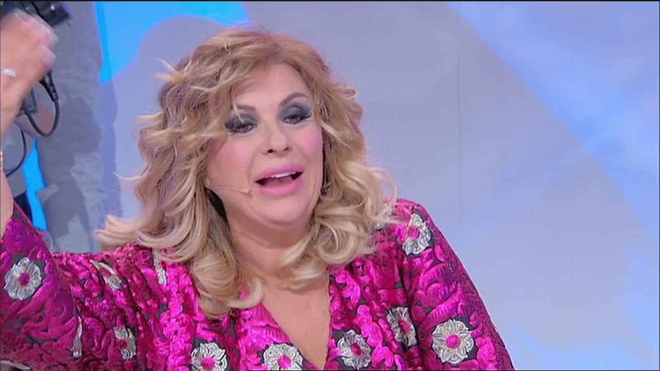 Perche Tina Non Ce A Uomini E Donne
