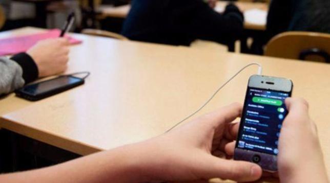 scuola, smartphone