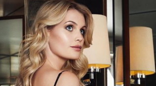 Kitty Spencer si sposa: lui ha 5 anni più di suo padre