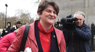 Irlanda del Nord, Arlene Foster nominata premier&nbsp;