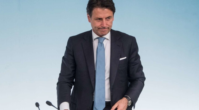 giuseppe conte generica conferenza stampa