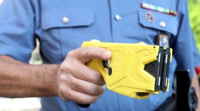 taser carabinieri 112