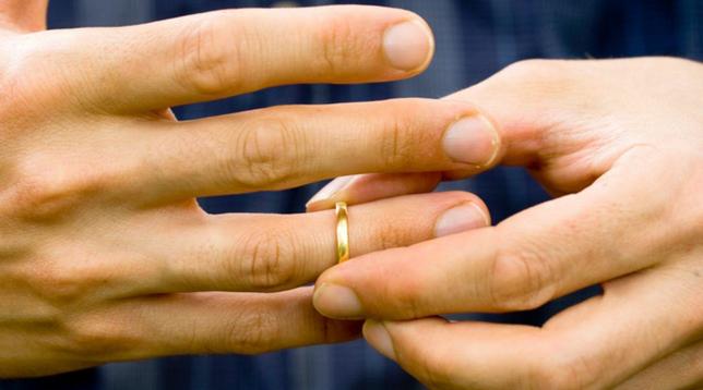 amore, coppia, relazione, matrimonio, fede nuziale, fede, anello,