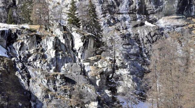 Scialpinismo Aosta, precipita durante un'esercitazione di aggiornamento: muore finanziere del Soccorso alpino