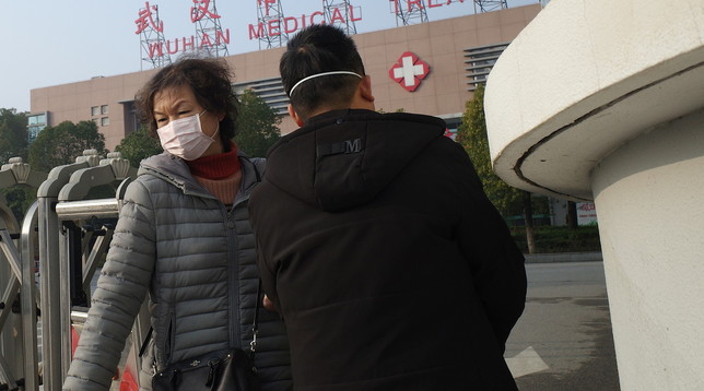 Virus Cina Mascherina