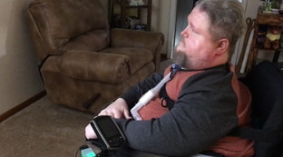 Giocare ai videogiochi con la sedia a rotelle: cos&igrave; azienda aiuta i diversamente abili