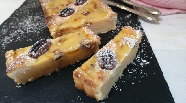 Crostata con crema al limone e noci pecan