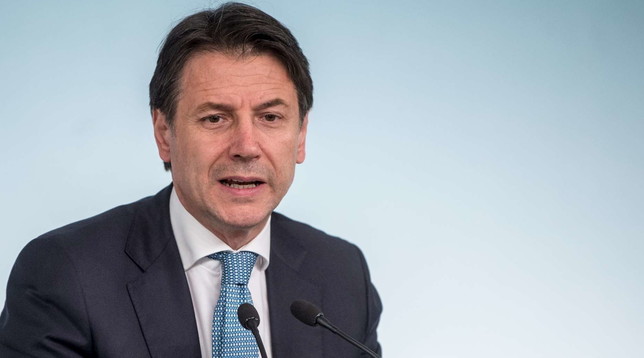giuseppe conte generica conferenza stampa