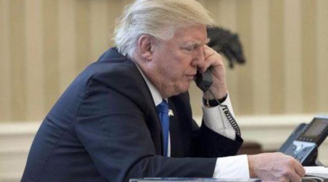 trump telefono