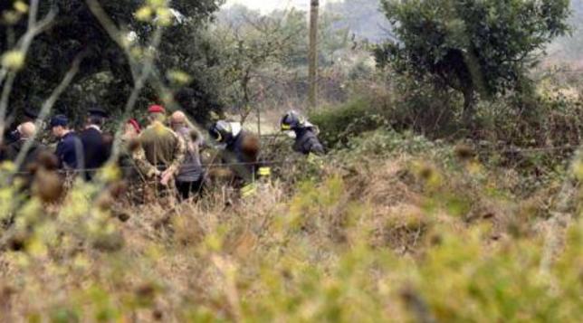 Trentenne trovato morto accoltellato nella campagna del Fermano