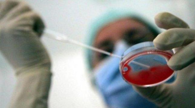 laboratorio sanità ricerca ospedale