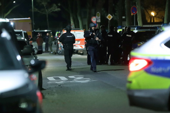 germania hanau sparatoria strage