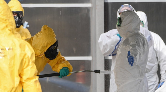 coronavirus virus Cina italiani aereo atterrato aeroporto Pratica di Mare