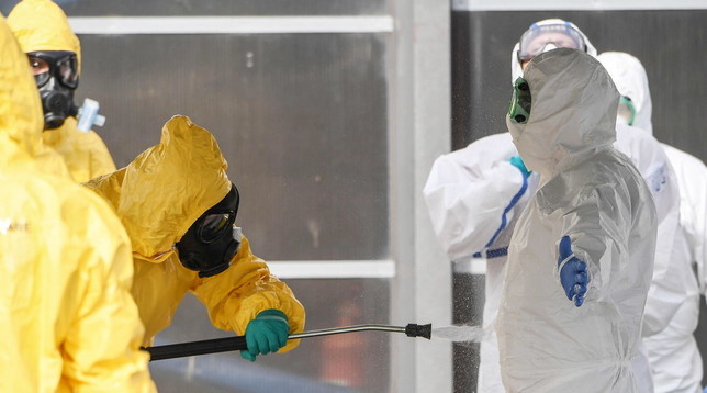 coronavirus virus Cina italiani aereo atterrato aeroporto Pratica di Mare