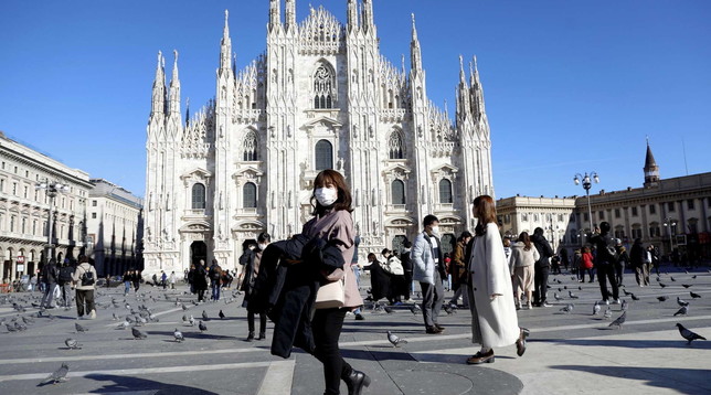coronavirus mascherine milano