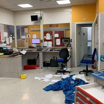 Quindicenne Ucciso A Napoli Il Video Girato Pochi Istanti Dopo L Omicidio Del Ragazzo Tgcom24