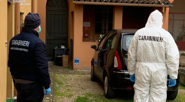 Donna trovata morta in casa, fermato il marito per omicidio volontario