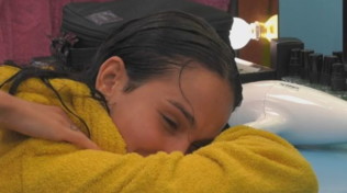 GF Vip, Paola Di Benedetto scoppia in lacrime