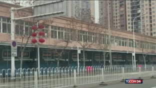 Coronavirus, in barba ai divieti locali pieni e piste da sci affollate