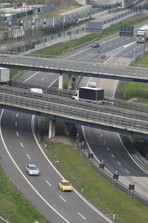 Milano si ferma, la tangenziale sempre più vuota