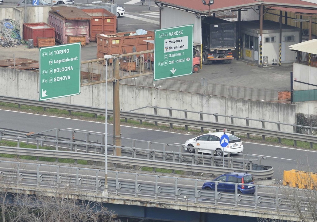 Milano si ferma, la tangenziale sempre più vuota