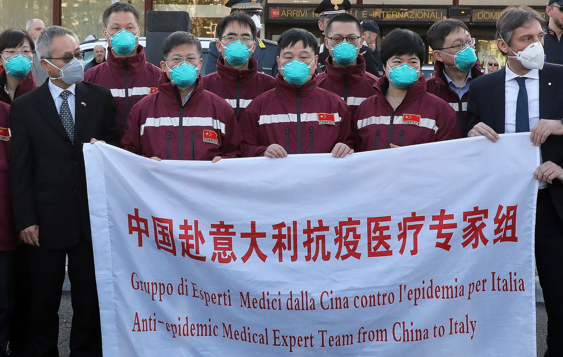 Coronavirus, arrivati a Milano i primi medici dalla Cina