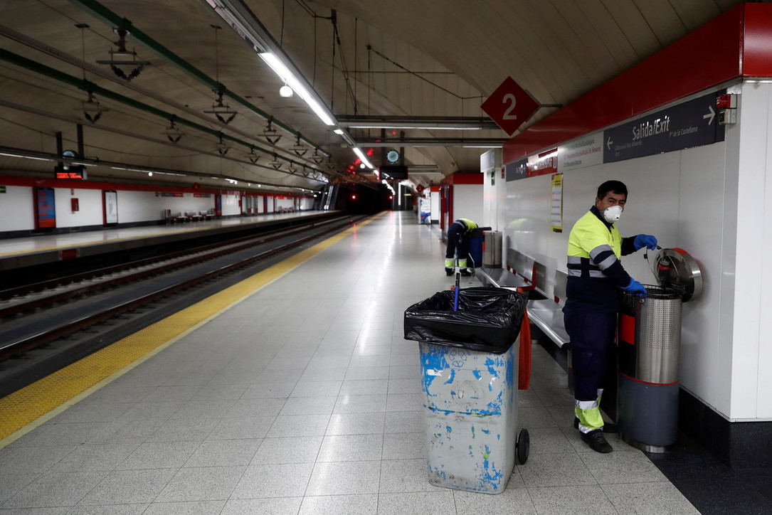 Coronavirus, emergenza in Spagna: a Madrid un morto ogni 16 minuti