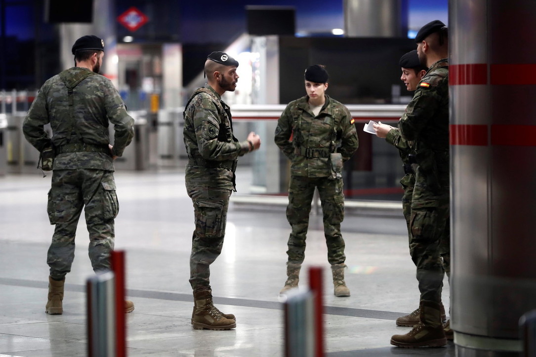 Coronavirus, emergenza in Spagna: a Madrid un morto ogni 16 minuti