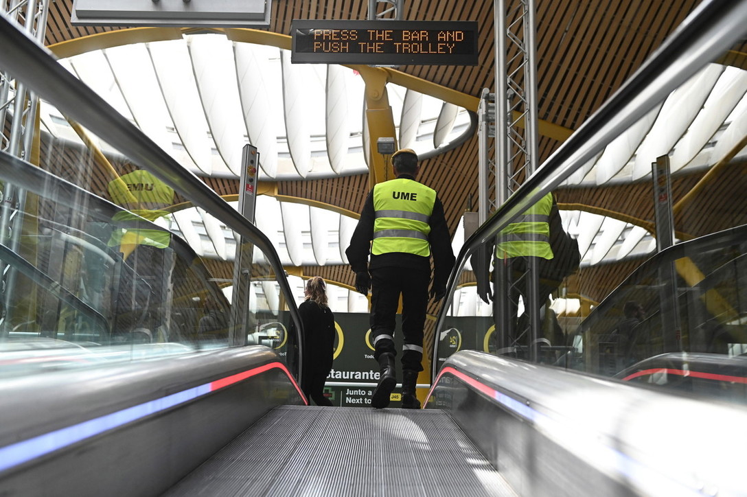 Coronavirus, emergenza in Spagna: a Madrid un morto ogni 16 minuti