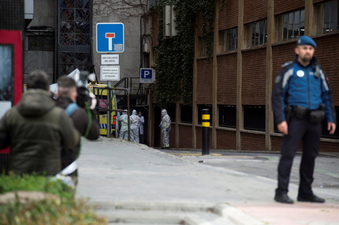 Coronavirus, emergenza in Spagna: a Madrid un morto ogni 16 minuti