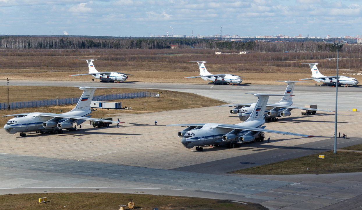 Coronavirus, ngarkesa e parë e ndihmave filloi nga Moska