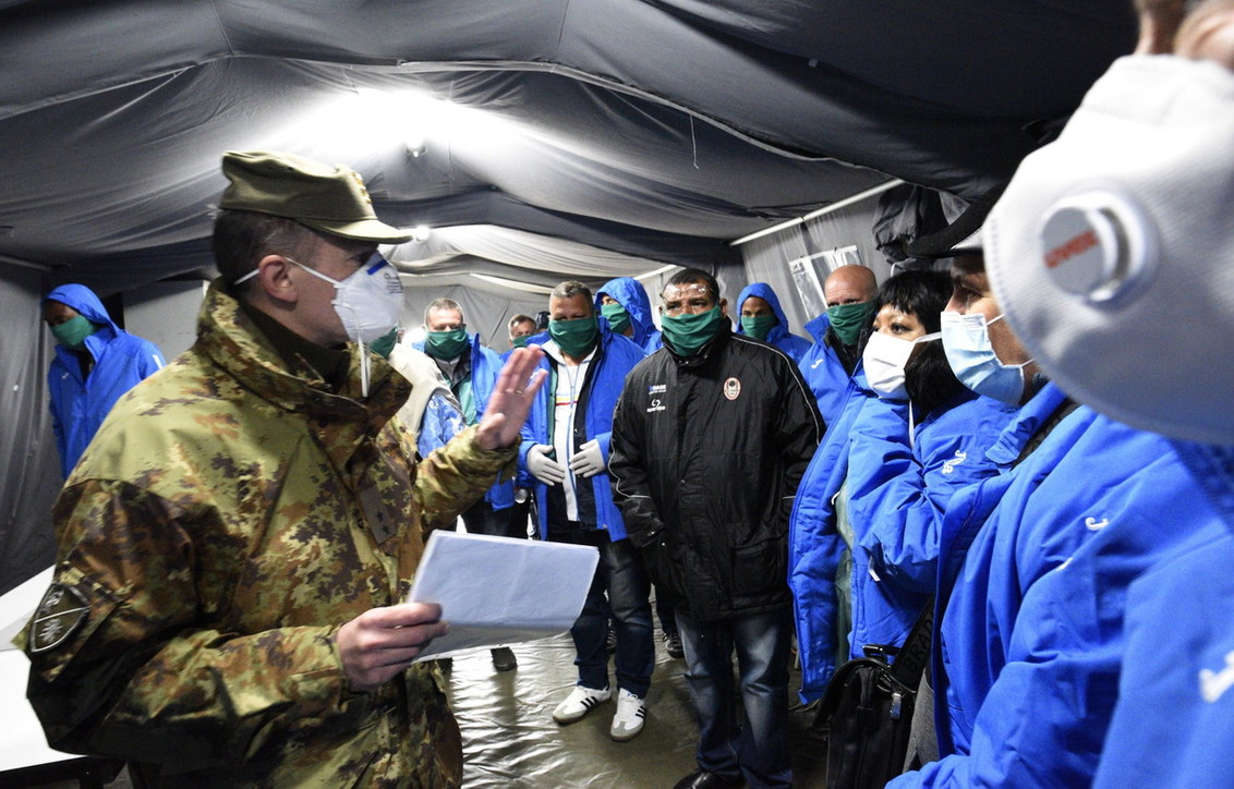 Coronavirus, pronto a Crema l'ospedale da campo con i medici cubani