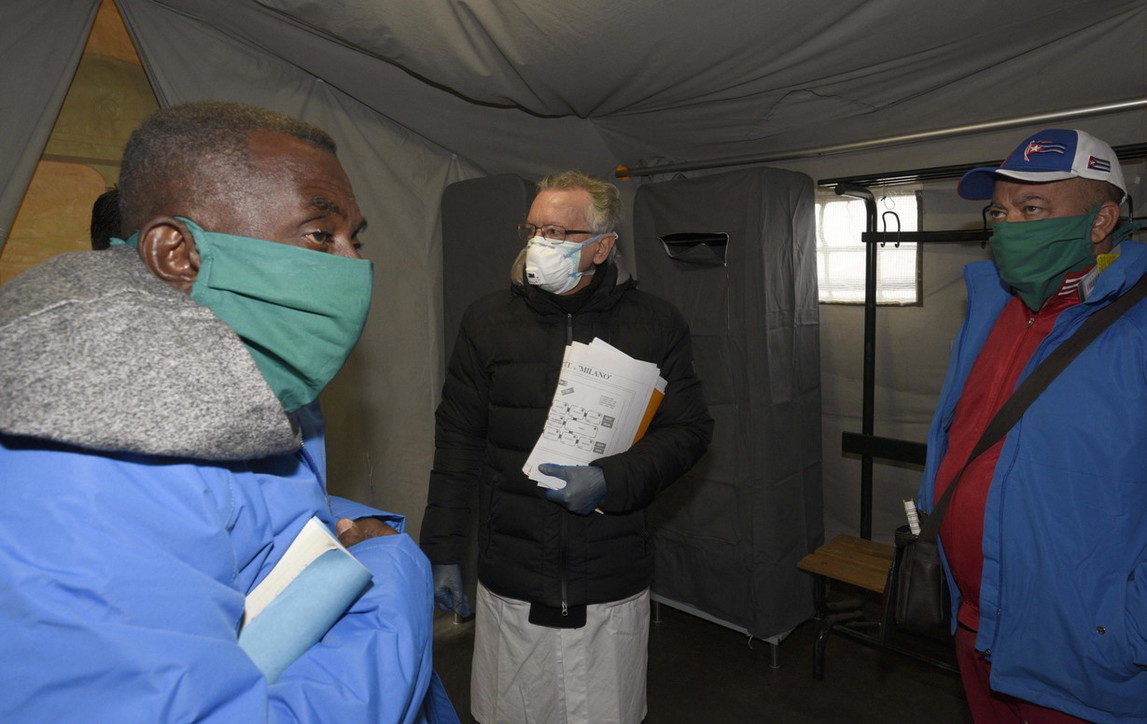 Coronavirus, pronto a Crema l'ospedale da campo con i medici cubani