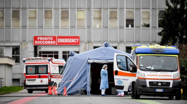 coronavirus ospedale cremona triage tenda protezione civile